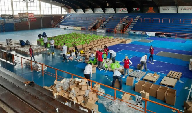 Mozzart u Ćupriji nastavio akciju podele paketa pomoci najugroženijima!