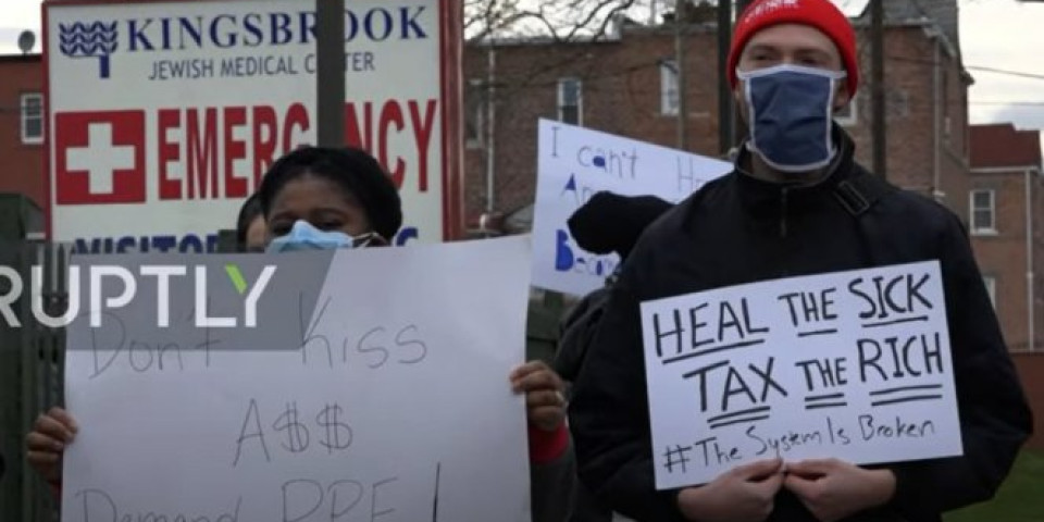 NEĆEMO DA BUDEMO VAŠE VREĆE ZA LEŠEVE! Medicinski radnici u Americi štrajkuju zbog nedostatka opreme! (VIDEO)