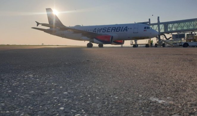 (FOTO) AVION ER SRBIJE ODLETEO ZA BERLIN I FRANKFURT, oko 14 časova se očekuje povratak srpskih državljana iz Nemačke