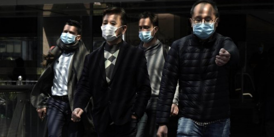 U OVOM GRADU JE NEMOGUĆE DRŽATI SOCIJALNU DISTANCU! Kako se stanovnici Honkonga bore sa koronavirusom?! (VIDEO)