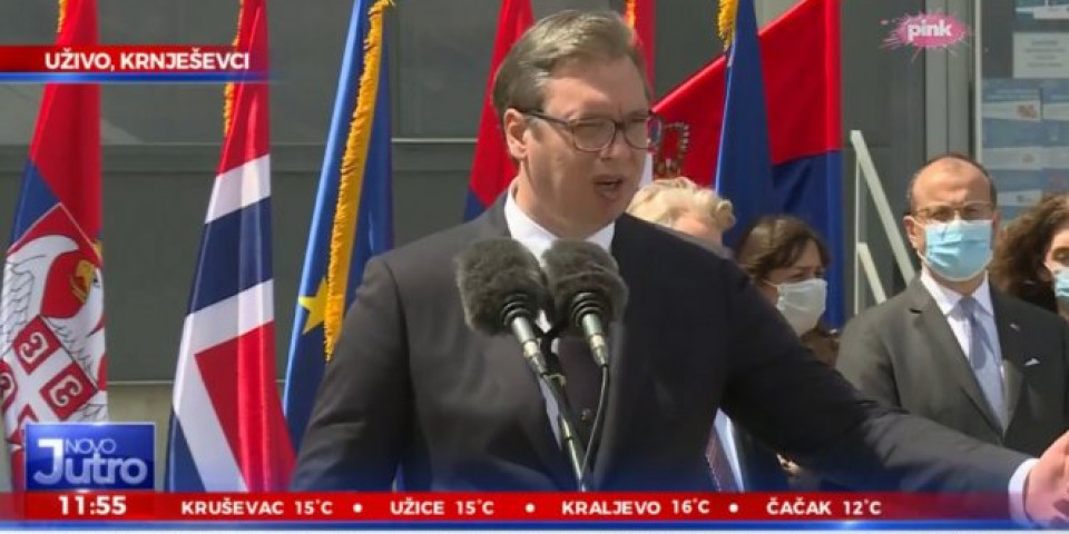 (VIDEO) PREDSEDNIK NA PRIMOPREDAJI MEDICINSKE OPREME IZ EU I NORVEŠKE! Vučić: Spremni smo za drugi talas, stiže još opreme!