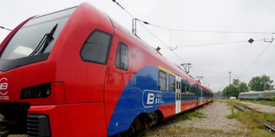 RASTE UNUTRAŠNJI SAOBRAĆAJ: Srbija voz postepeno povećava broj putničkih vozova