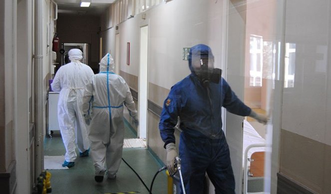 HVALA VAM, BAĆUŠKE! Rusi dezinfikovali bolnicu u Šapcu! (FOTO)