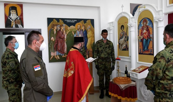 (FOTO/VIDEO) ČEGA DA SE BOJIMO, AKO SMO S BOGOM Generalštab Vojske Srbije obeležio krsnu slavu Đurđevdan
