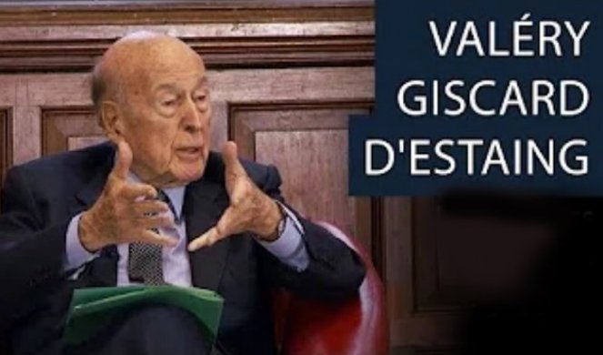 ŠTA REĆI... NEMAČKA NOVINARKA OPTUŽILA BIVŠEG PREDSEDNIKA FRANCUSKE ZA SEKSUALNO ZLOSTAVLJANJE! On ima 94, a ona 37 godina!