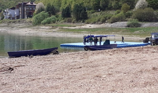 (VIDEO) PRONAĐENO TELO MLADIĆA (16) KOJI SE UTOPIO NA ZLATARSKOM JEZERU