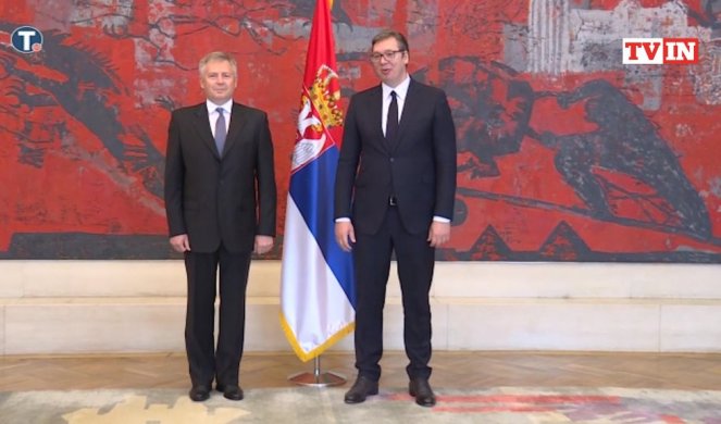 (VIDEO) VUČIĆ PRIMIO AKREDITIVNA PISMA NOVOG AMBASADORA SLOVAČKE! Srbija ostaje iskren prijatelj i pouzdan partner