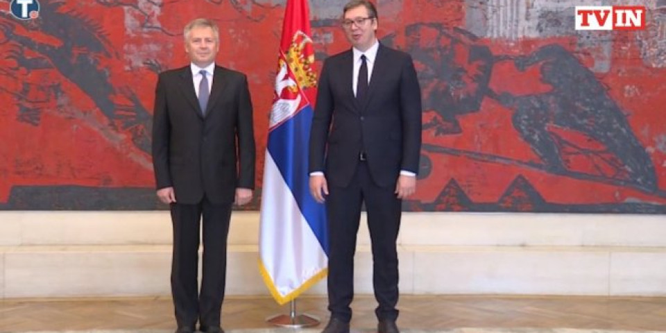 (VIDEO) VUČIĆ PRIMIO AKREDITIVNA PISMA NOVOG AMBASADORA SLOVAČKE! Srbija ostaje iskren prijatelj i pouzdan partner