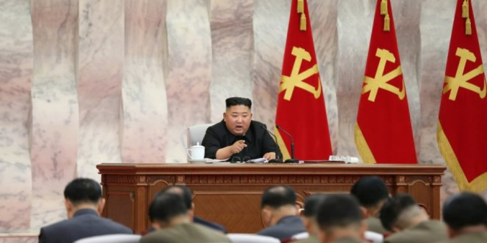 ZA IZGRADNJU BAJKOVITE SOCIJALISTIČKE ZEMLJE! Severna Koreja usvojila novi zakon!