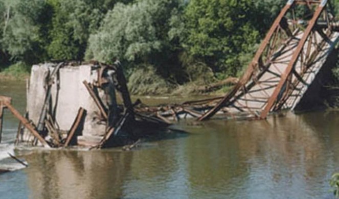 SANJA (15) SE VRAĆALA KUĆI IZ CRKVE, A ONDA JE IZNAD NJE ZAPIŠTAO JEZIVI ZVUK BOMBE! Prošla je 21 godina od kada su NATO zločinci nemilosrdno ubili 10 ljudi na Varvarinskom mostu!