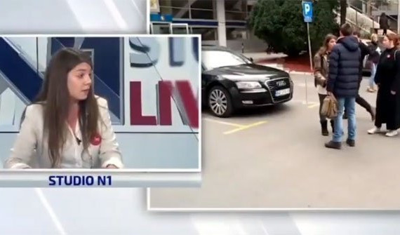 (VIDEO) ŠTA ĆE ĐILASOVI LJUDI U "AUDIJU Q7" ISPRED CENTRALE "1 OD 5 MILIONA"? Valentina Reković otkrila šokantne stvari: Je l' im smetaju mladi ljudi u politici?