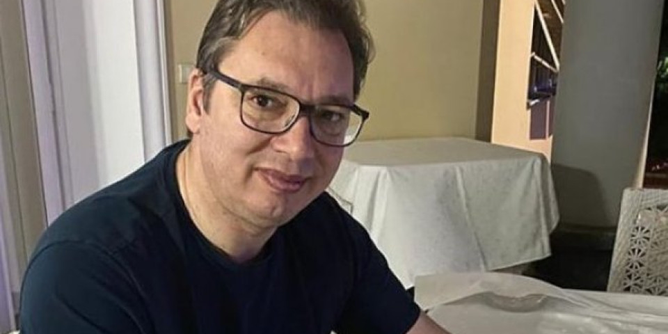 NEMA VIŠE SARME I ĆEVAPA! Predsednik Vučić promenio ishranu! OBJAVIO FOTOGRAFIJU - EVO ŠTA VEČERA! (FOTO)