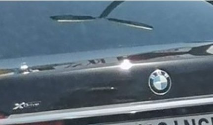 A DA NEMAŠ KORONU?! Registracija na BMW-u turiste iz Češke nasmejala ceo region! (FOTO)