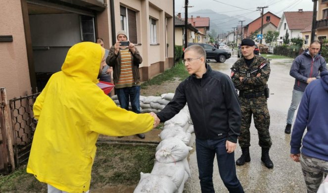 (FOTO) MINISTAR STEFANOVIĆ STIGAO U LJUBOVIJU! Poplavljeno više domaćinstava usled izlivanja BUJIČNIH POTOKA!