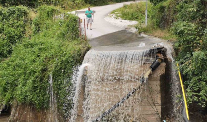 PROUZROKOVANA ŠTETA U IVANJICI VREDI MILIONE EVRA! Voda odnela most u Bukovici, od sveta odsečeno na desetina kuća i dve šivare!