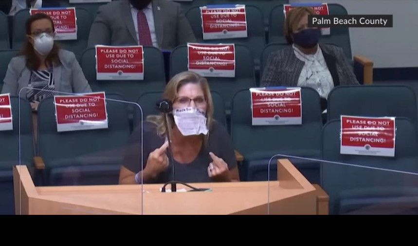 NEKI DELOVI TELA MORAJU DA DIŠU! Žena sa Floride postala je hit nakon što je objasnila zašto ne nosi masku (VIDEO)