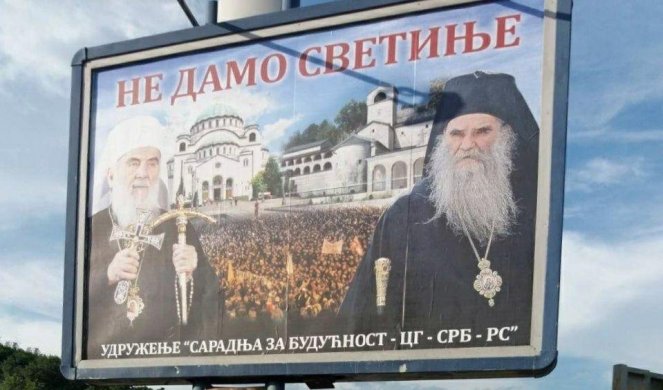 OSVANULI BILBORDI ŠIROM CRNE GORE "NE DAMO SVETINJE"! Snažna poruka jedinstva Srpske pravoslavne crkve! (FOTO)