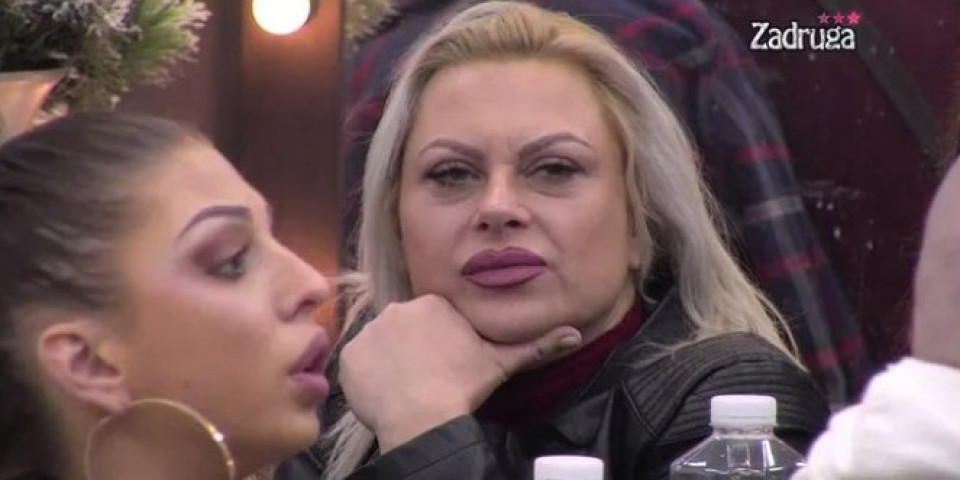 Marija Kulić se UKLJUČILA UŽIVO U PROGRAM! URNISALA Janjuša, spomenula mu ženu, a tek šta je rekla o Maji: "Najveća K*RVA" - ŠOK! (VIDEO)