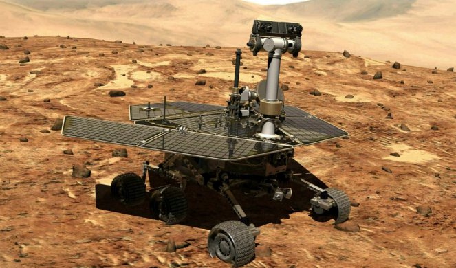 ROVER NA MARSU SPAZIO NEOBIČAN PREDMET! Astronomi iznenađeni prizorom na crvenoj planeti (FOTO)