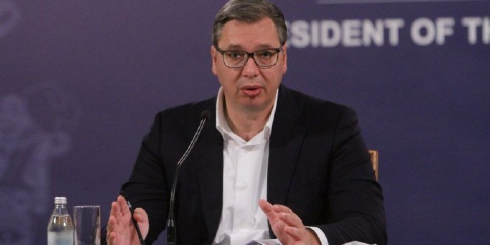 SAZNAJEMO! Predsednik Vučić će odgovoriti na strašne optužbe Mila Đukanovića odmah po završetku razgovora u Beloj kući!
