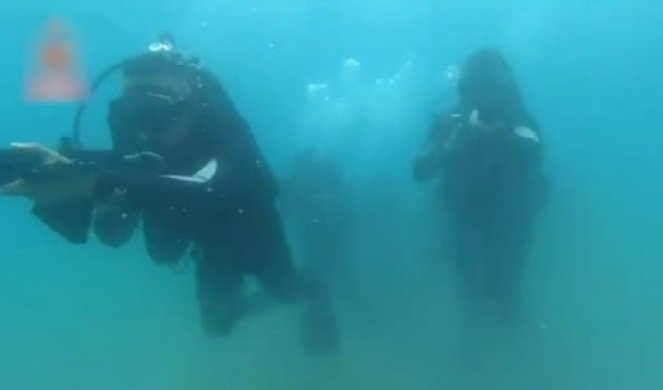 KINESKI "MRAČNI ZMAJEVI"! Ovako izgleda najelitnija jedinica ronioca obučena za borbu pod vodom! (FOTO/VIDEO)