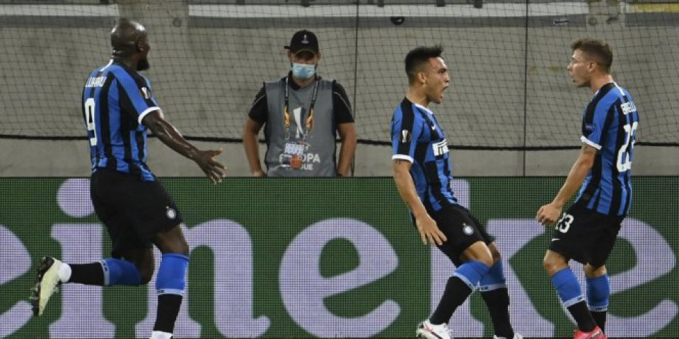 (VIDEO) PUČE PETARDA U POLUFINALU! LUKAKU ZGAZIO UKRAJINCE! Inter se igrao protiv Šahtjora i zakazao finalni okršaj sa Seviljom!