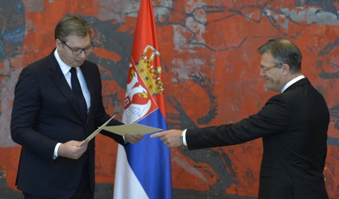 DOBRA SARADNJA DVE DRŽAVE! Vučić primio akreditive novog ambasadora Slovenije Damjana Berganta