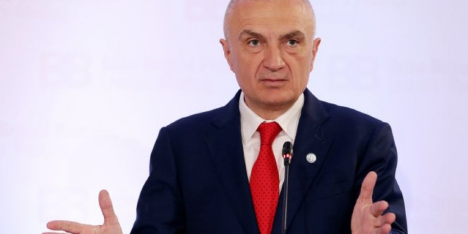 SMENJEN PREDSEDNIK ALBANIJE! Parlament izglasao nepoverenje Iljiru Meti!
