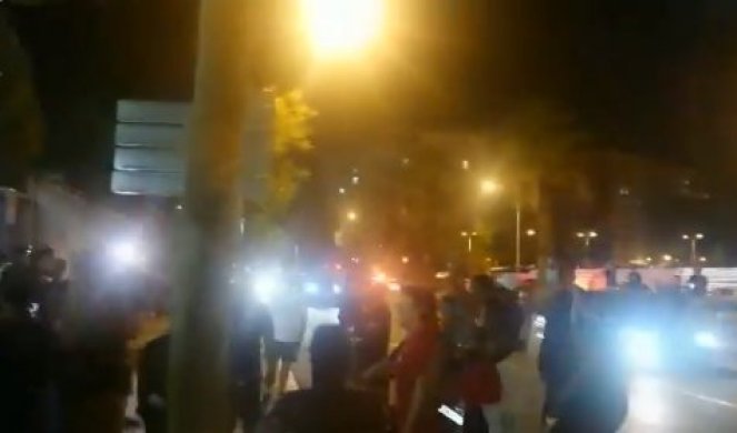 (VIDEO) FRKA U BARSELONI! Navijači izašli na ulice da protestuju zbog odlaska Mesija!