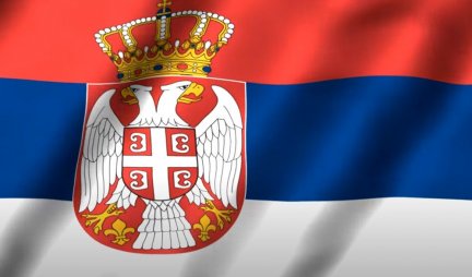 (FOTO) PA ŠTA STE VI, MARSOVCI!? Meč crnogorske fudbalske lige nije počeo zbog SRPSKE zastave na tribinama!