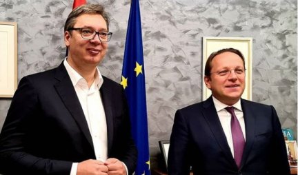 Varheji pozdravio poziv Vučića predstavnicima Republike Srpske!