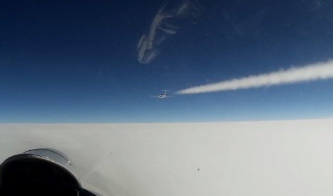 DVA BORBENA AVIONA LETELA OPASNO BLIZU RUSKE GRANICE! Odmah uzleteli lovci Su-27 i identifikovali francuske mete!