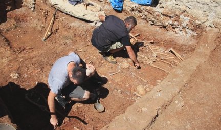 FASCINANTNO OTKRIĆE KOD NIŠA! Arheolozi pronašli fosilne ostatke neandertalaca stare 300.000 godina, najstarije u istočnoj Evropi!