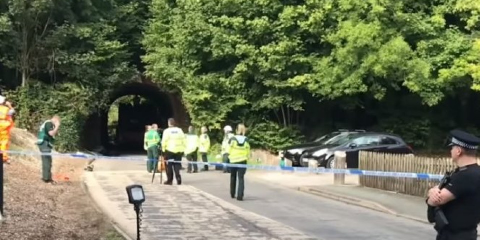 Planirao zločin godinama! David ubio komšinicu, a zatim gledao TV dok je ona umirala pored njega... u pismu bratu otkrio MOTIV UBISTVA /FOTO/