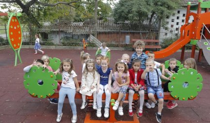 (VIDEO/FOTO) PRIČA ZA PRIMER - REPORTERI INFORMERA U BARZILOVICI! Selo sa najviše dece u Srbiji!