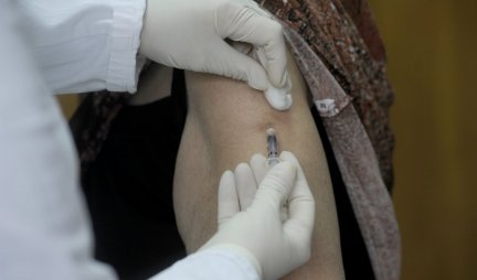 NEMCI SVE NADE POLAŽU U CEPIVO:  Vakcinisaćemo od polovine decembra 4.000 ljudi dnevno