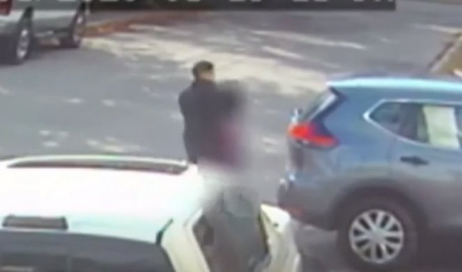 (UZNEMIRUJUĆI VIDEO) DRAMATIČAN SNIMAK OTMICE! Zaustavio je auto i zgrabio devojčicu čim je izašla iz školskog autobusa!