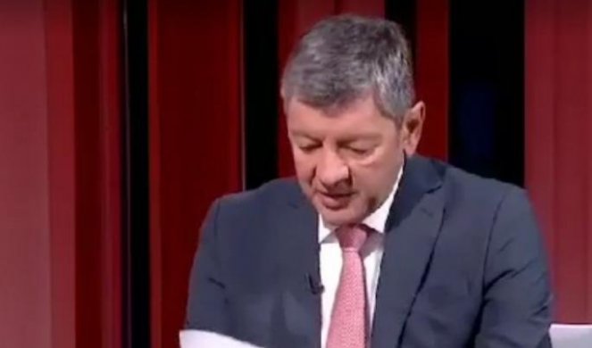 (VIDEO) I ON ĆE DA NAM PRIČA O "PROFESIONALNOSTI"?! Jugoslav Ćosić za većinu JAKO NEPRIJATAN, ali ne i za svog GAZDU ĐILASA!