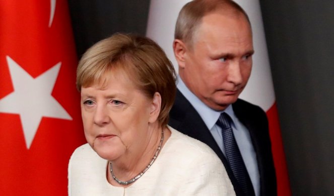 SADA SU MERKELOVU PITALI DA LI JE PUTIN UBICA, odgovor nemačke kancelarke sve govori o njenom odnosu sa ruskim liderom...
