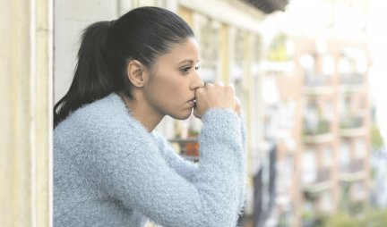 IZNENAĐUJUĆI REZULTATI ISTRAŽIVANJA: Udisanje mirisa znoja drugih ljudi korisno u terapiji anksioznosti