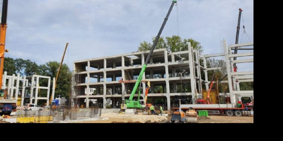 POD PRETNJOM KORONE: Ubrzava se gradnja Covid bolnice u Kruševcu, EVO KAD ĆE DA BUDE ZAVRŠENA