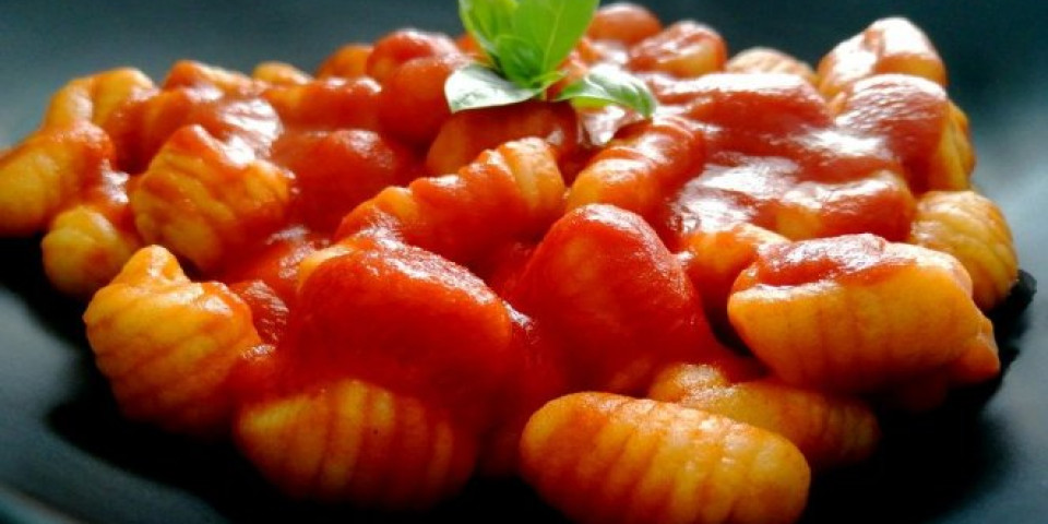 Omiljeni ručak Italijana koji možete spremiti na brzinu! Recept/Video