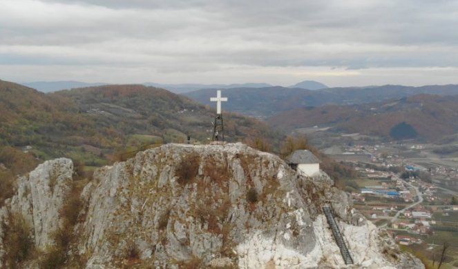 VELIKA TAJNA KRIJE SE U SRCU SRBIJE! Da li je u Gradini pronađen srednjovekovni zamak?