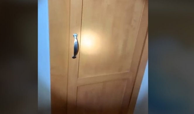 (VIDEO) Nekoliko meseci nakon useljenja, žena otkrila tajnu sobu u kući: Kada je upalila i lampu i videla šta je u njoj, VRISNULA JE