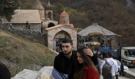 HITNA POMOĆ! Ruski lekari stigli u Nagorno-Karabah