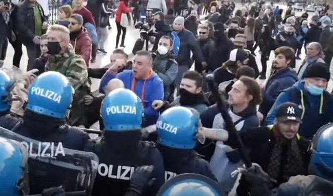 SUKOB DEMONSTRANATA I POLICIJE U RIMU! Italijanima prekipelo, zahtevaju ukidanje "zaključavanja"! (VIDEO)