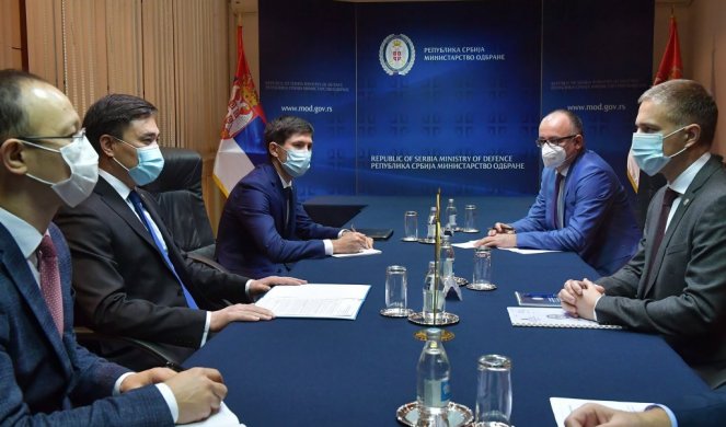 SRBIJA ĆE OSTATI VOJNO NEUTRALNA DRŽAVA! Stefanović se sastao sa ambasadorom Kazahstana!
