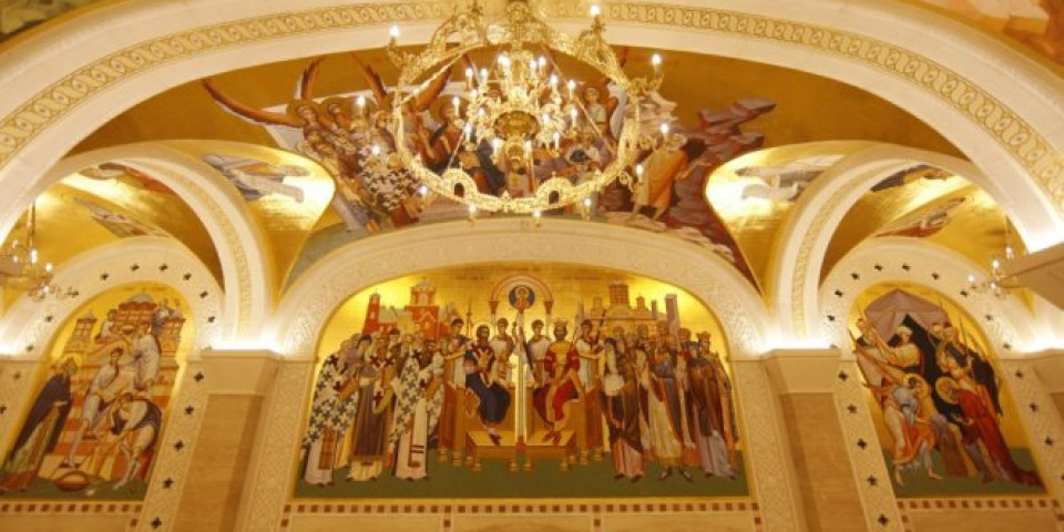 SAMO U VIKEND IZDANJU INFORMERA! Veliki poklon dodatak o Hramu Svetog Save na Vračaru! Mozaik hrama površine 15.000 kvadratnih metara zvanično je najveći mozaik na svetu!