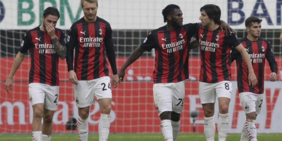 (VIDEO) NO IBRA, NO PROBLEM! Milan se igrao sa Fiorentinom i potvrdio kandidaturu za ŠAMPIONA!