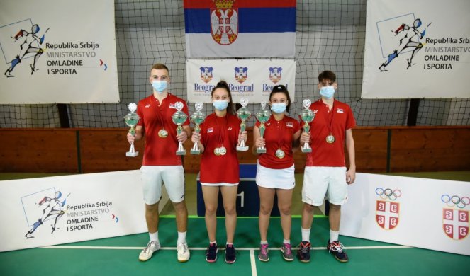 BADMINTON! Triling dvostrukih državnih prvaka